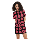 Red & Black Poppy Pattern Women's Short-Sleeve T-Shirt Dress – Heavyweight 225g