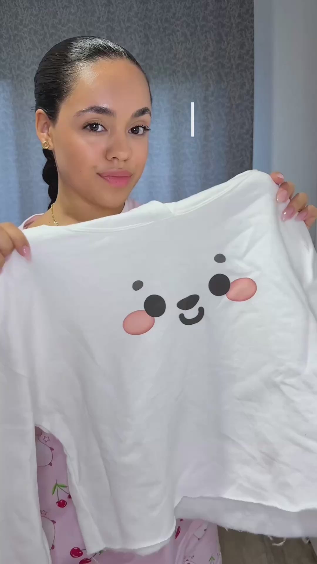 Kawaii Face Crop Hoodie - Cute Anime Sweatshirt, Japanese Style Pullover, Harajuku Fashion Jumper, Graphic Print Cropped Hoody, Pastel Anime