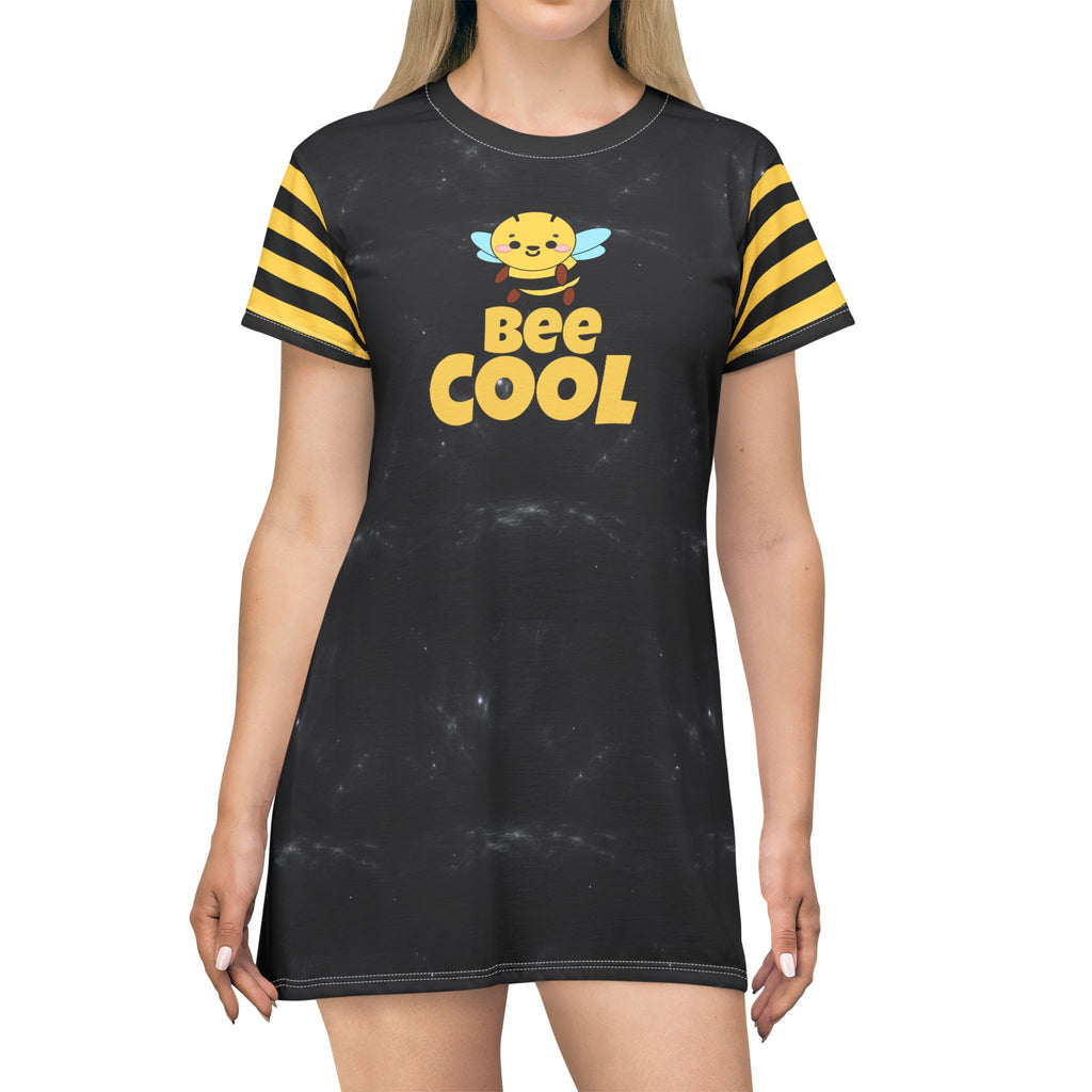 Kawaii Bee Cool T-Shirt Dress, Bee Lover Mini Dress, Cute Cartoon Graphic Tee Dress, Summer Outfit Women's Clothing, Animal Print Shift