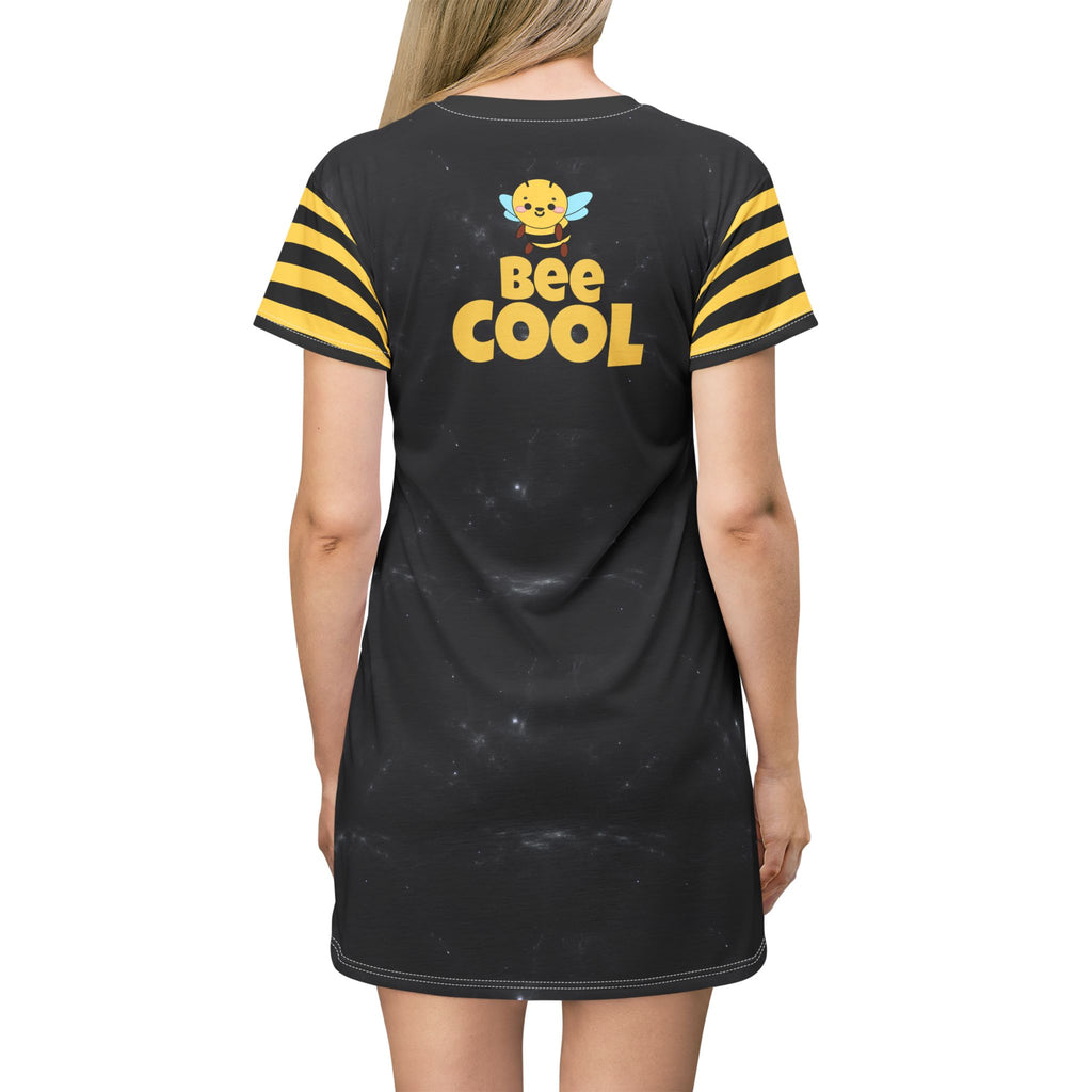 Kawaii Bee Cool T-Shirt Dress, Bee Lover Mini Dress, Cute Cartoon Graphic Tee Dress, Summer Outfit Women's Clothing, Animal Print Shift