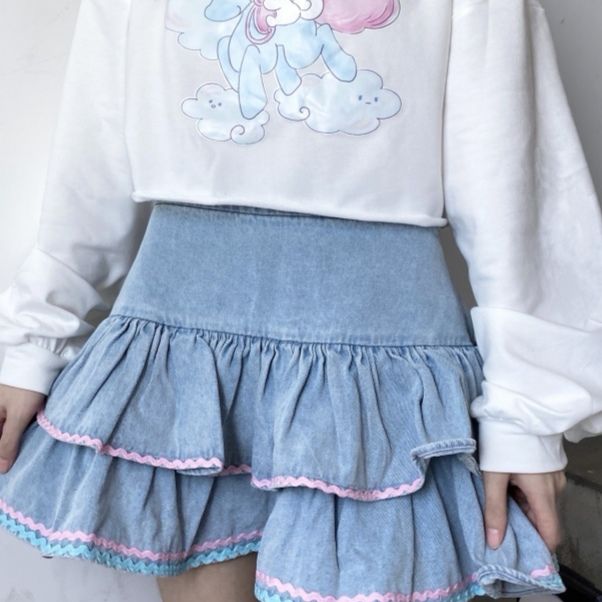 Sweet Lolita Style Mini Skirt With Pink Detail