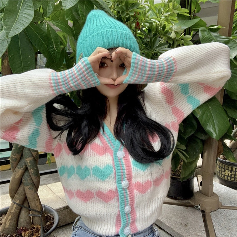 Sweet Heart V-neck White Cardigan