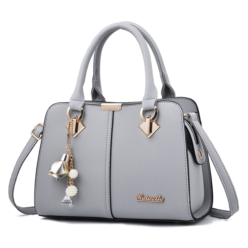 Handbags - 2022/23 Métiers d'art — Fashion