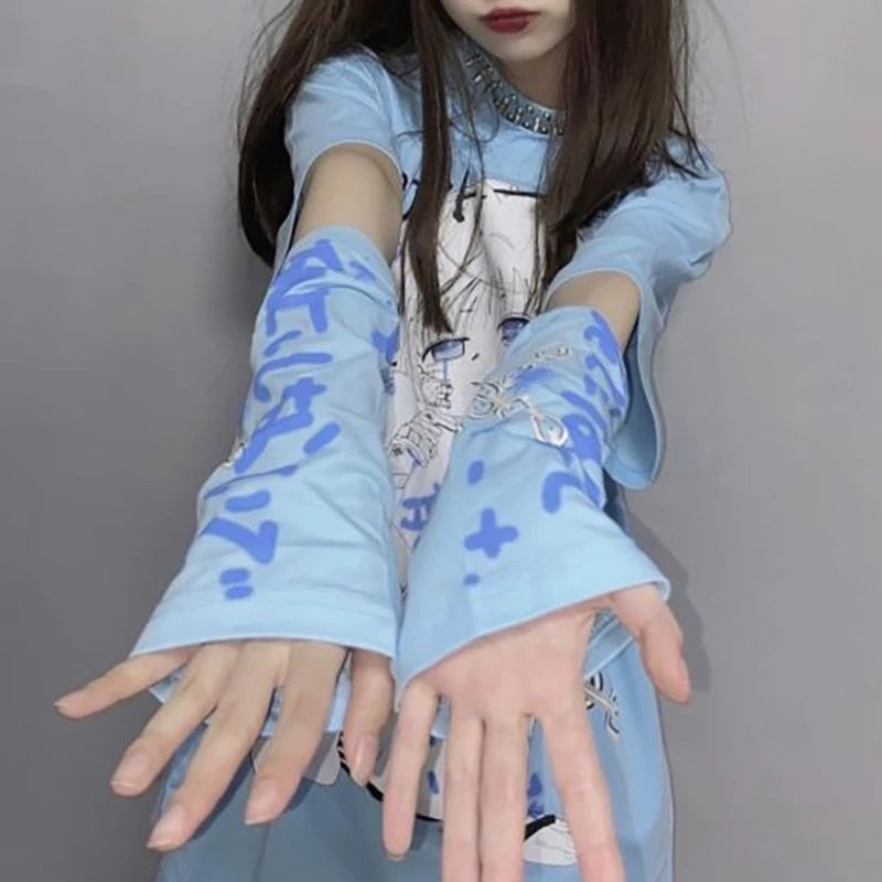 Anime Kawaii Graphic T Shirts with gloves