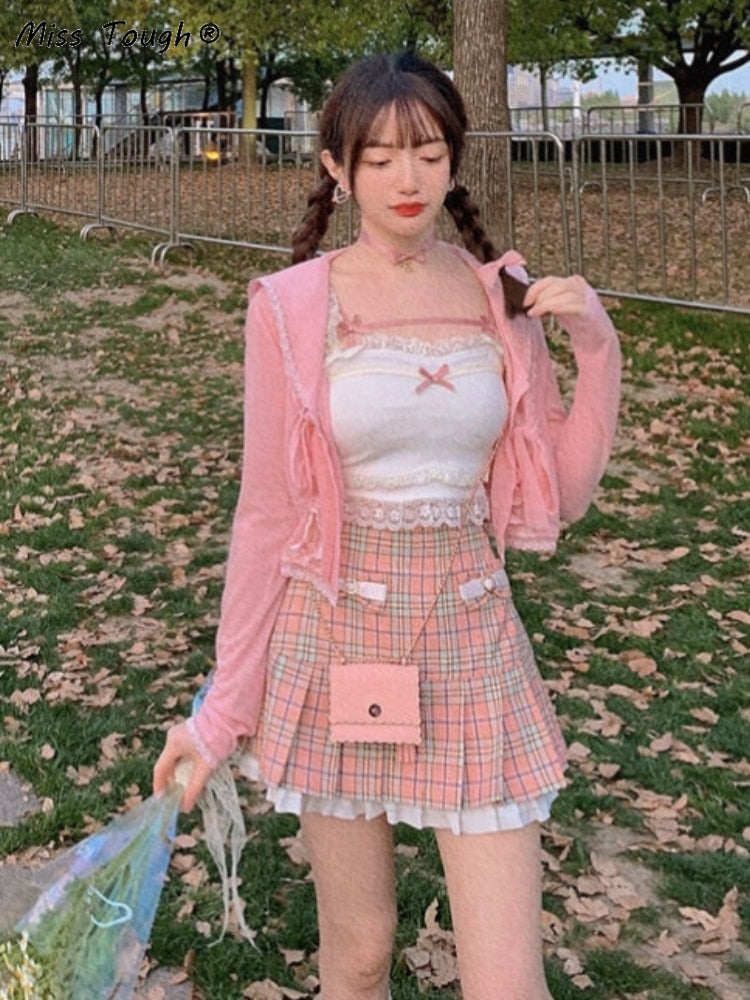 Pink Kawaii White Lace and Bow Crop Top