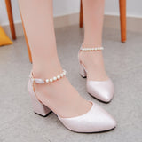 Pink/White feminine sandals with pearl band