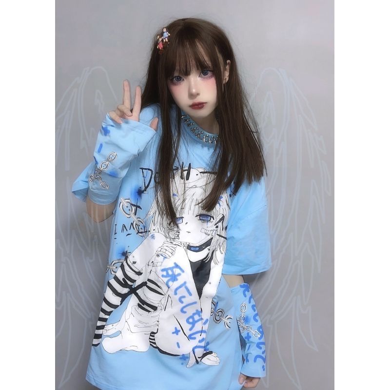 Anime Kawaii Graphic T Shirts with gloves